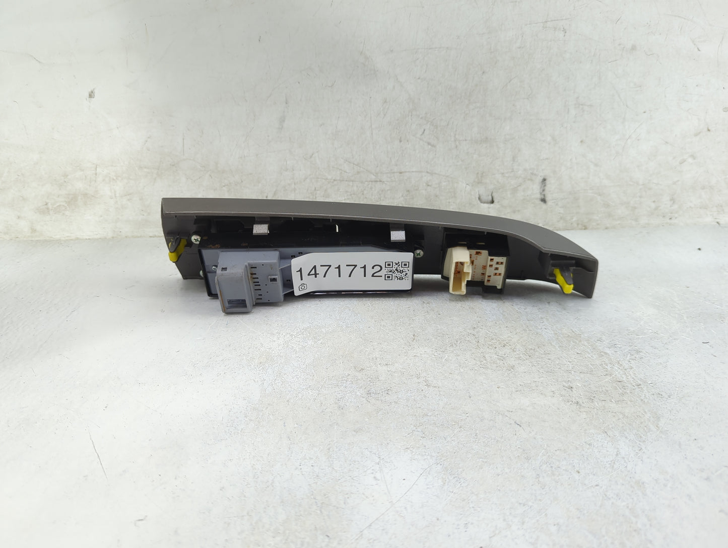 2004-2009 Toyota Prius Master Power Window Switch Replacement Driver Side Left P/N:74232-47070 Fits OEM Used Auto Parts - Oe