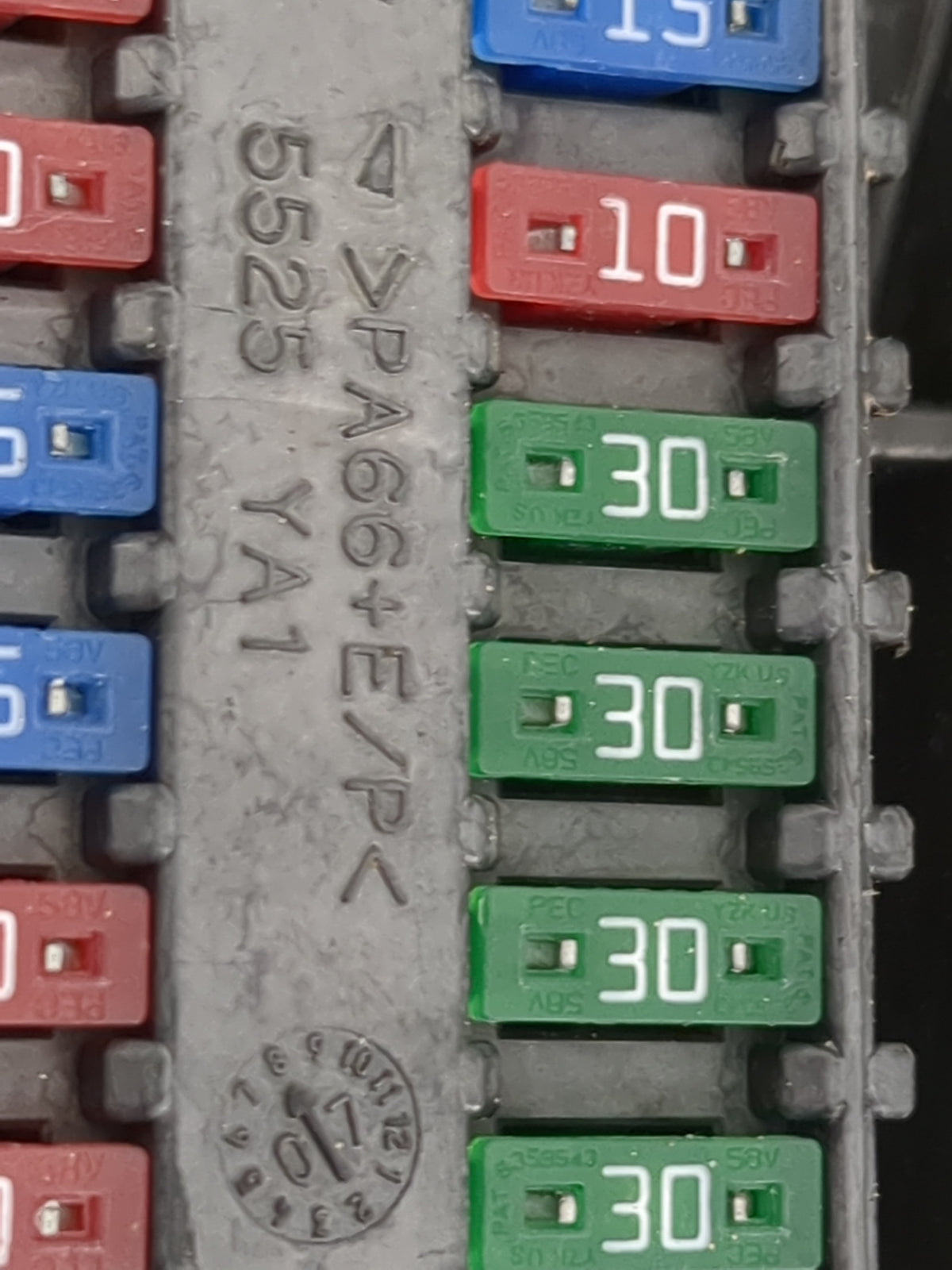 2008 Toyota Prius Fusebox Fuse Box Panel Relay Module Fits OEM Used Auto Parts - Oemusedautoparts1.com