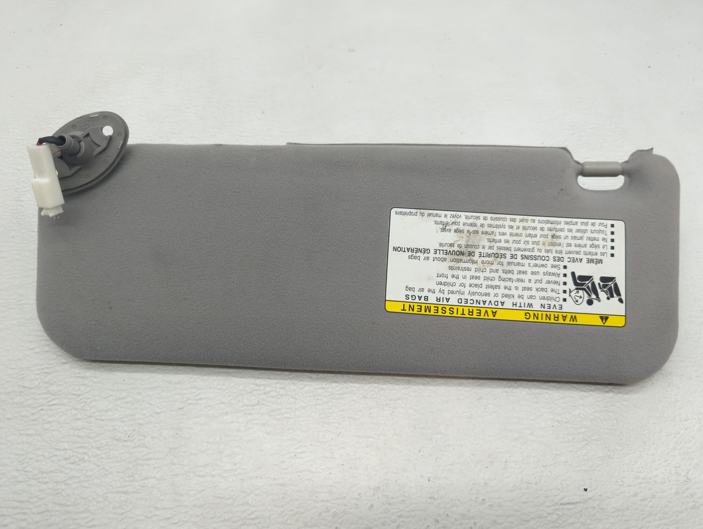 2006-2009 Toyota Prius Sun Visor Shade Replacement Passenger Right Mirror Fits Fits 2006 2007 2008 2009 OEM Used Auto Parts