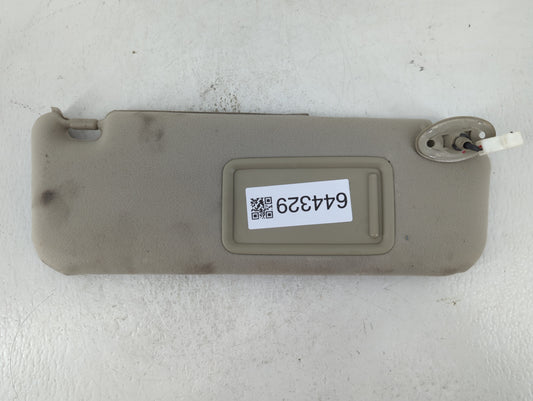 2006-2009 Toyota Prius Sun Visor Shade Replacement Passenger Right Mirror Fits Fits 2006 2007 2008 2009 OEM Used Auto Parts
