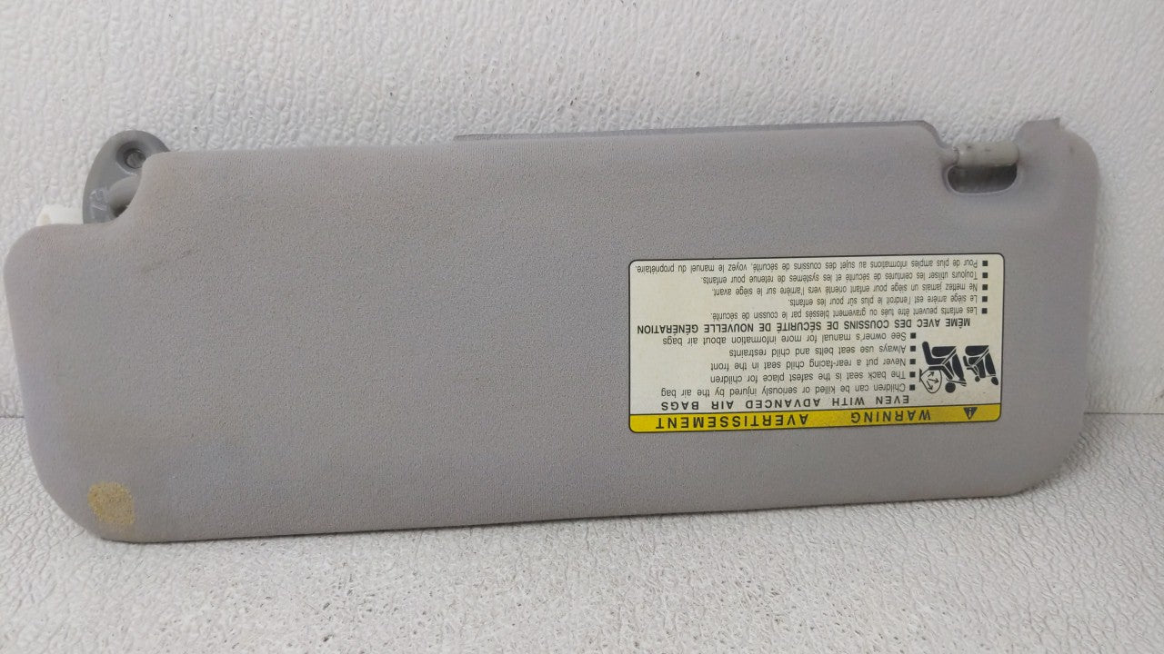 2006-2009 Toyota Prius Sun Visor Shade Replacement Passenger Right Mirror Fits Fits 2006 2007 2008 2009 OEM Used Auto Parts
