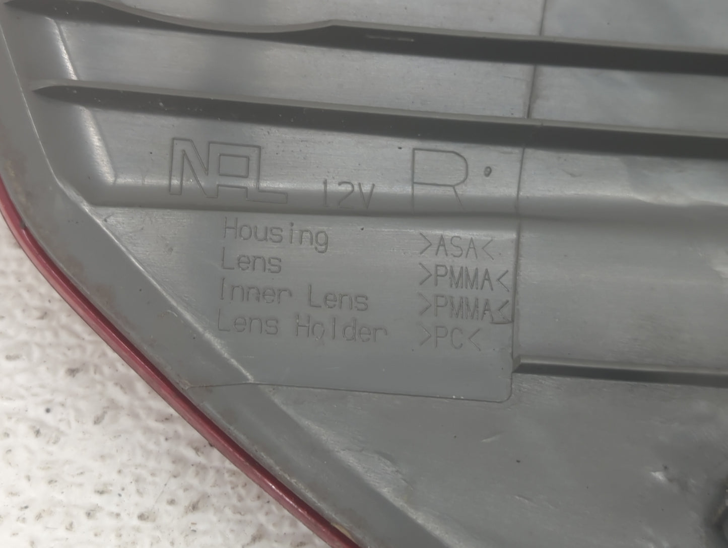 2006-2010 Toyota Sienna Tail Light Assembly Passenger Right OEM Fits Fits 2006 2007 2008 2009 2010 OEM Used Auto Parts - Oem