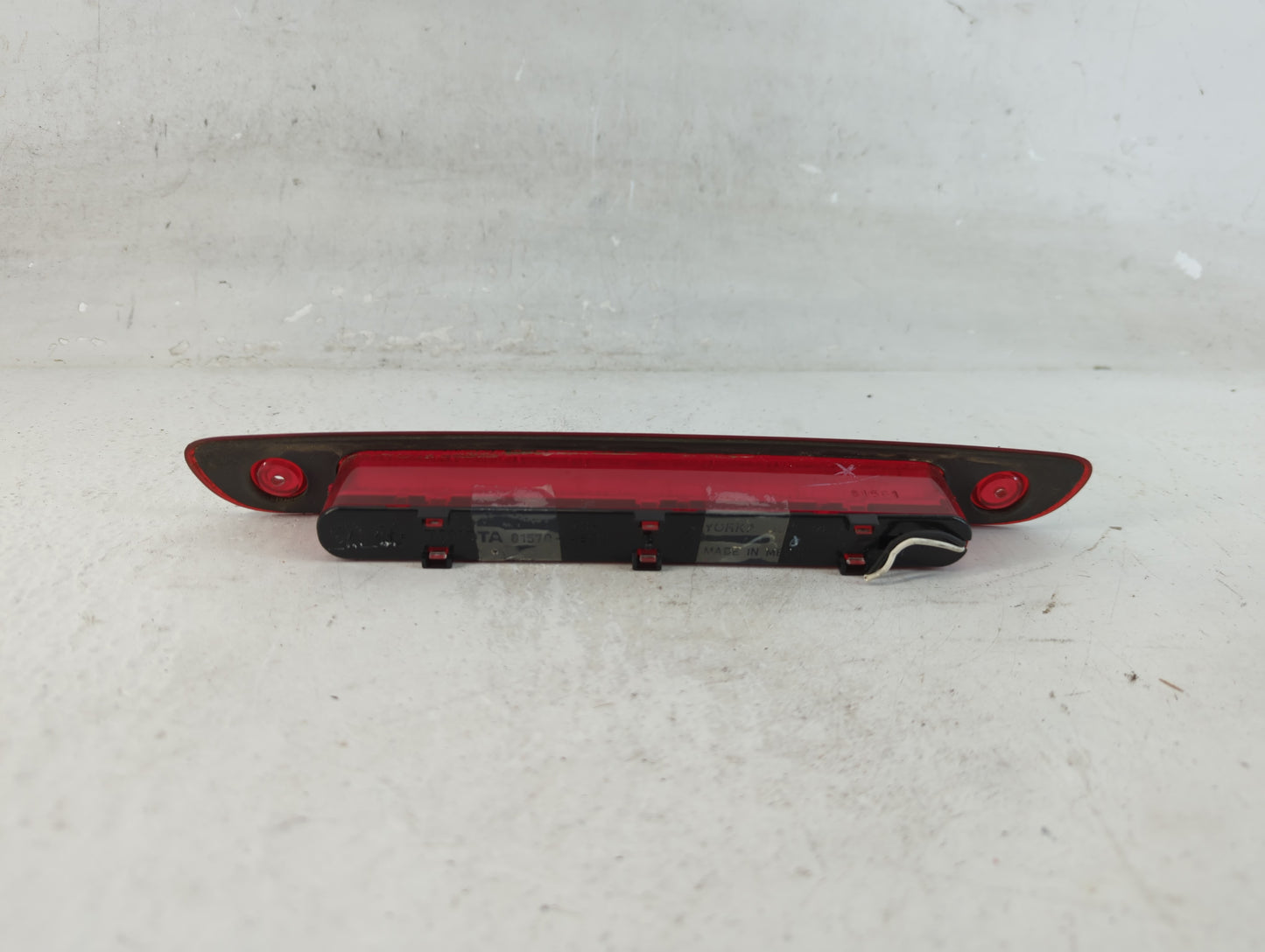 2008 Toyota Sienna Third Brake Light Tail Light Fits OEM Used Auto Parts - Oemusedautoparts1.com