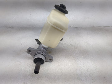 2004-2008 Toyota Solara Brake Master Cylinder