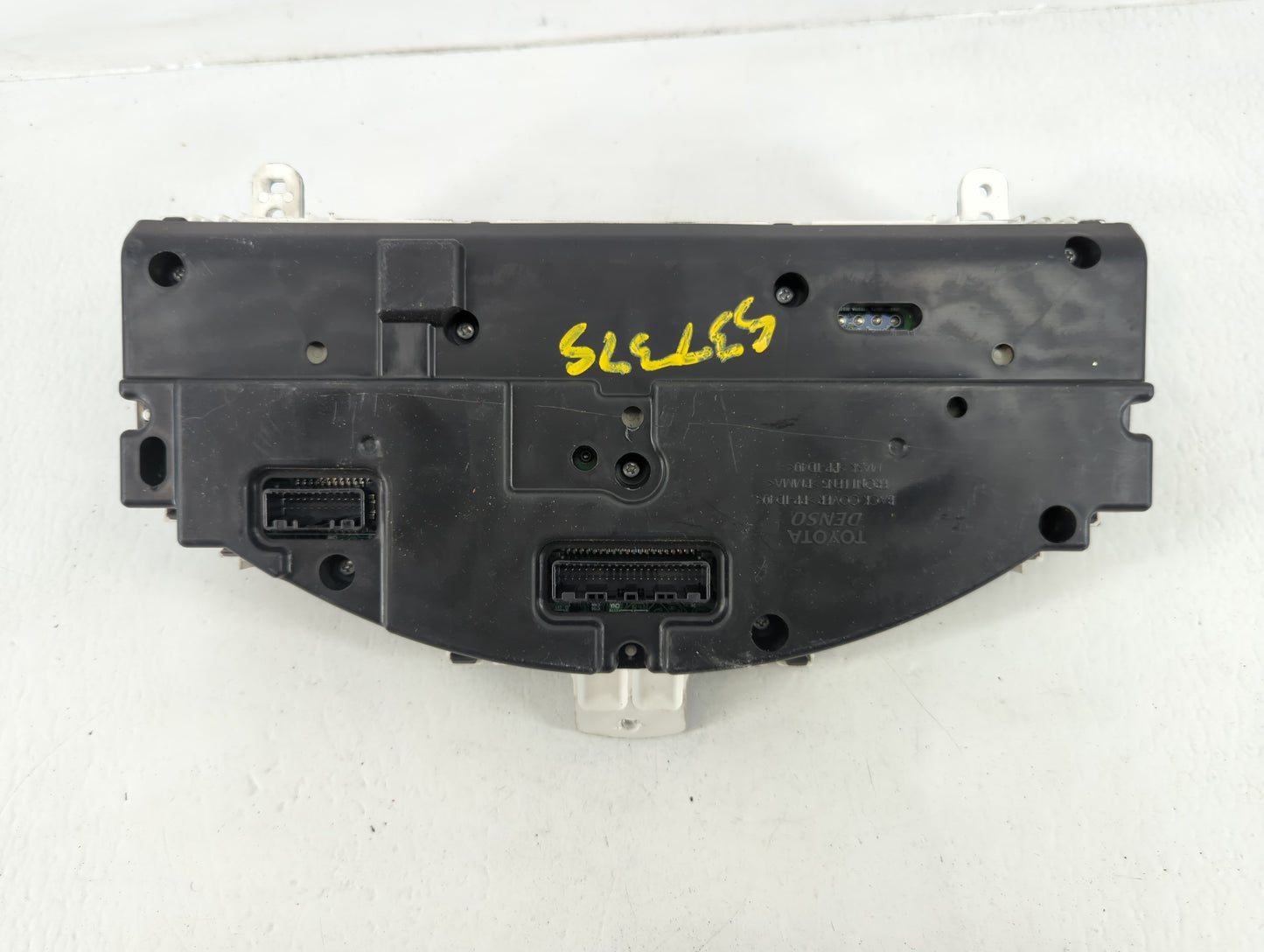 2007-2008 Toyota Solara Instrument Cluster Speedometer Gauges P/N:257440-5441 83800-06T40-00 Fits Fits 2007 2008 OEM Used Au