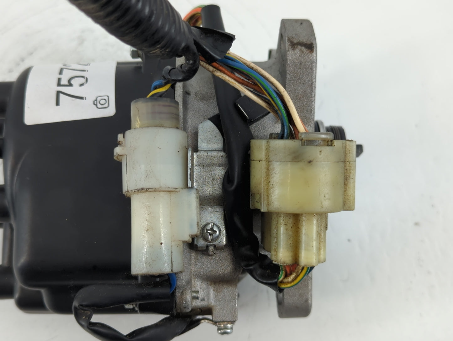 2008 Volkswagen Jetta Engine Ignition Distributor OEM Fits OEM Used Auto Parts - Oemusedautoparts1.com