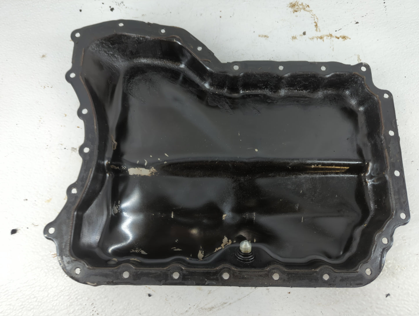 2005-2014 Volkswagen Jetta Engine Oil Pan Fits Fits 2005 2006 2007 2008 2009 2010 2011 2012 2013 2014 OEM Used Auto Parts -