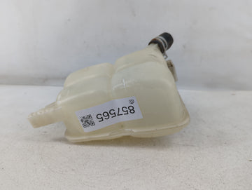 2005-2011 Volvo V50 Radiator Coolant Overflow Expansion Tank Bottle