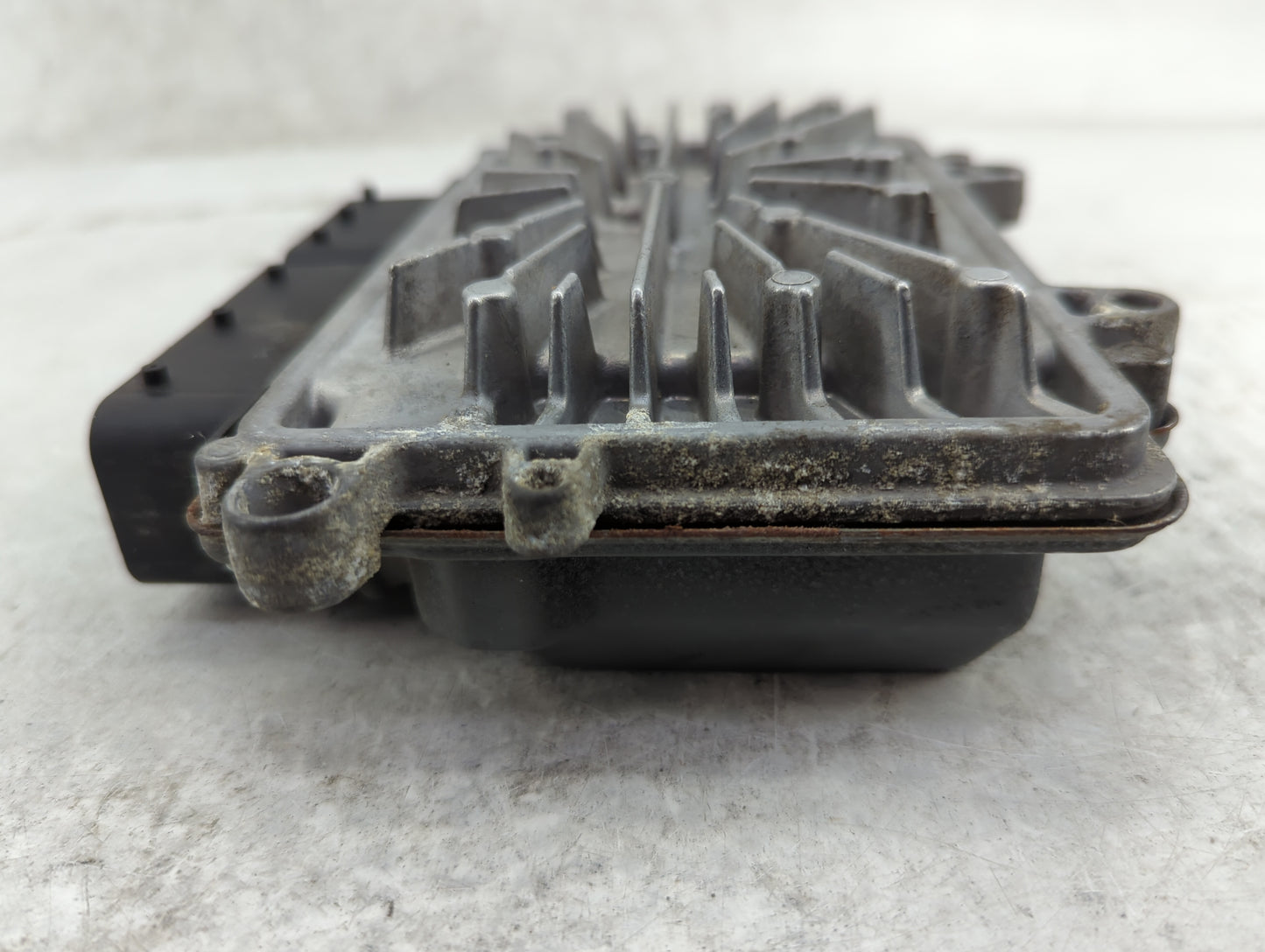 2008 Volvo Volvo40 PCM Engine Control Computer ECU ECM PCU OEM P/N:0261209038 30650454, 1376 0113 Fits OEM Used Auto Parts -