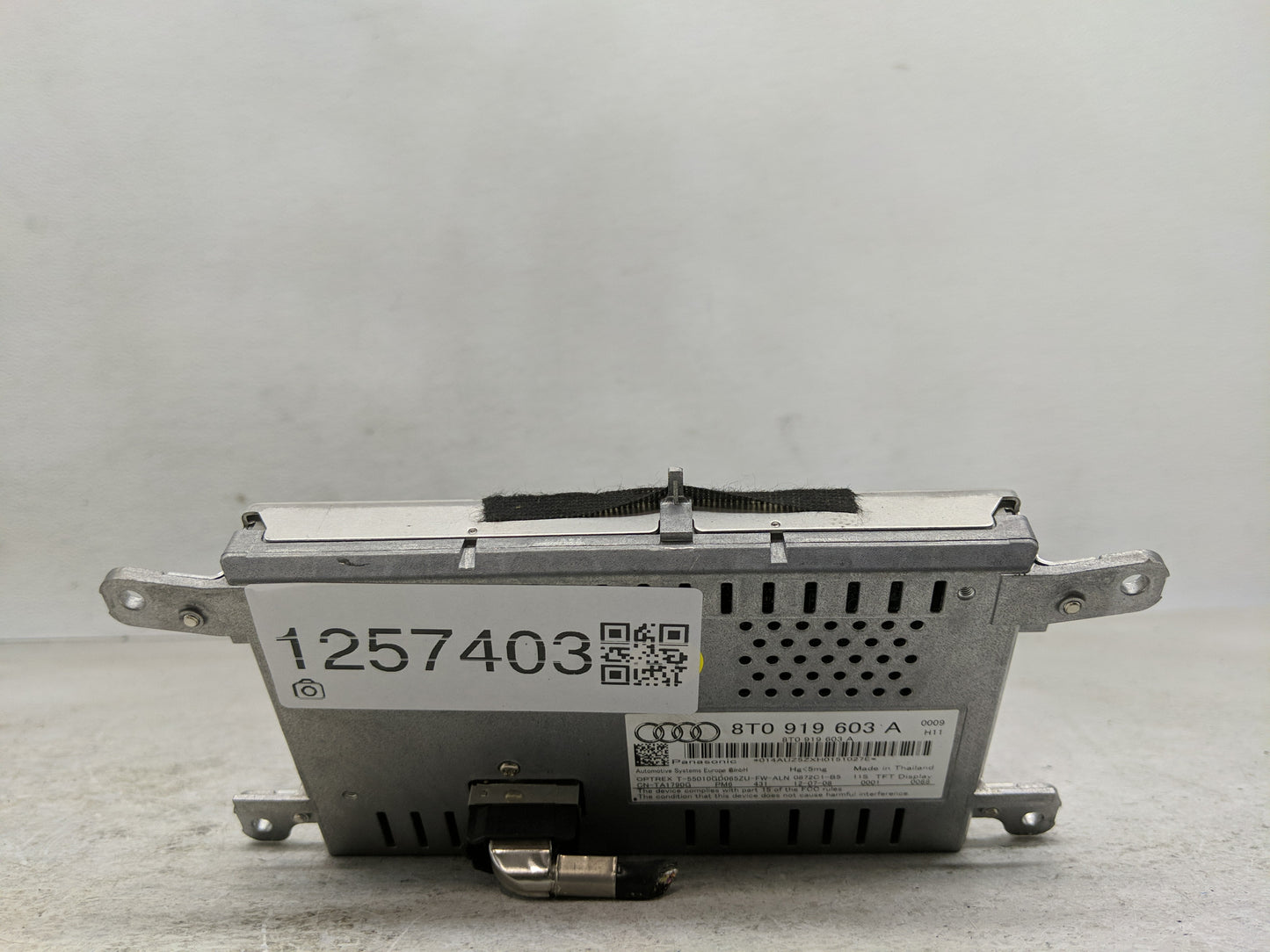 2006-2009 Audi A4 Information Display Screen - Oemusedautoparts1.com
