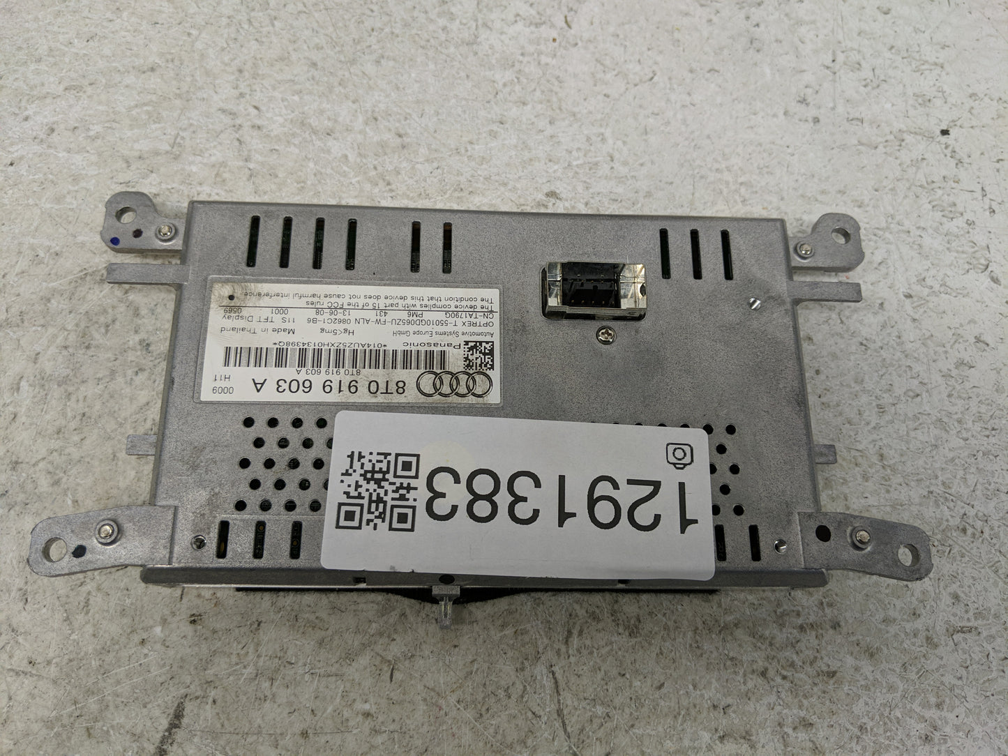 2009-2016 Audi A4 Information Display Screen - Oemusedautoparts1.com
