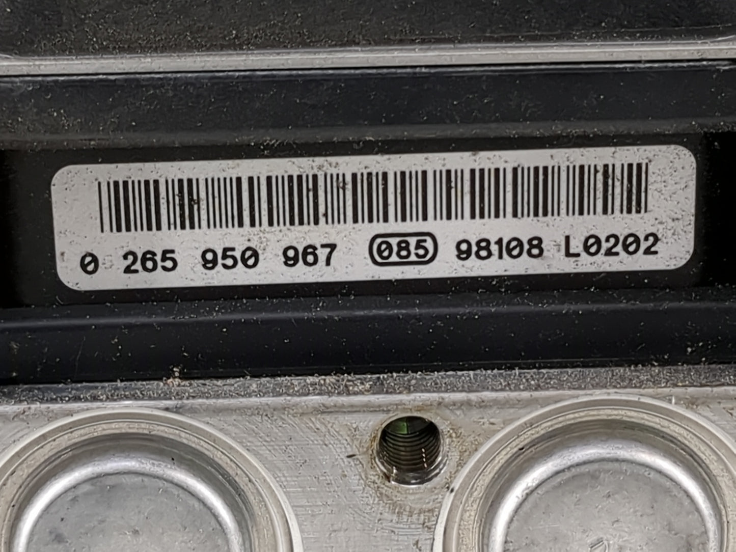 2009 Audi A4 ABS Pump Control Module Replacement P/N:8K0 907 379 AE 0 265 950 967, 8K0 614 517 CD Fits Fits 2010 2011 2012 O