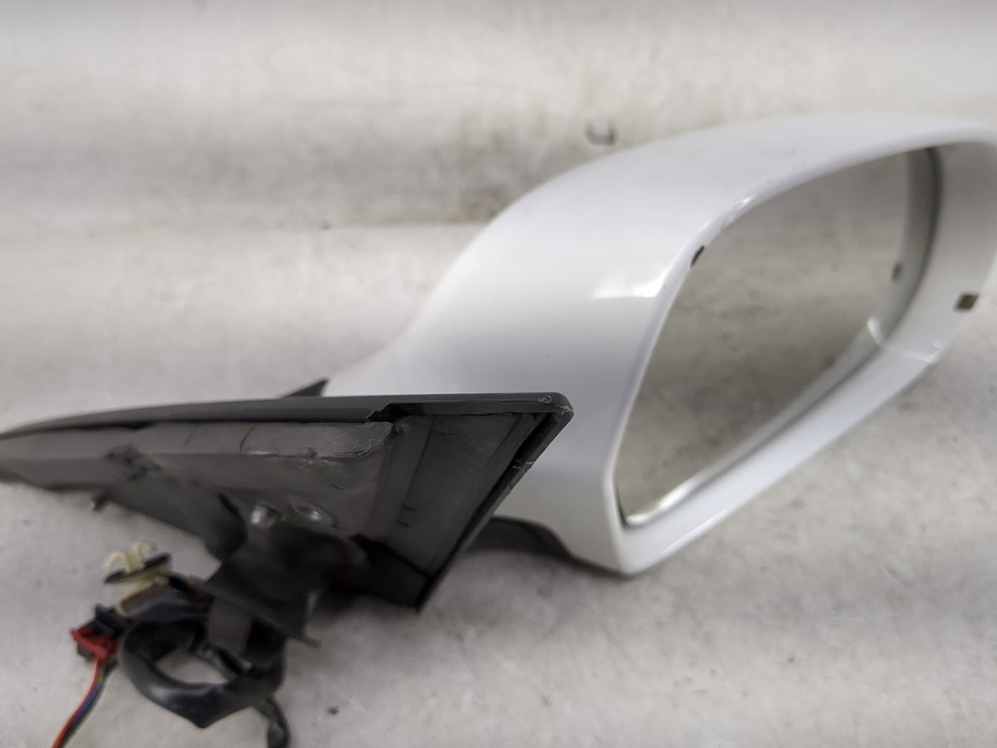 2009 Audi A4 Passenger Side View Mirror - Right Door Mirror OEM Used - Oemusedautoparts1.com