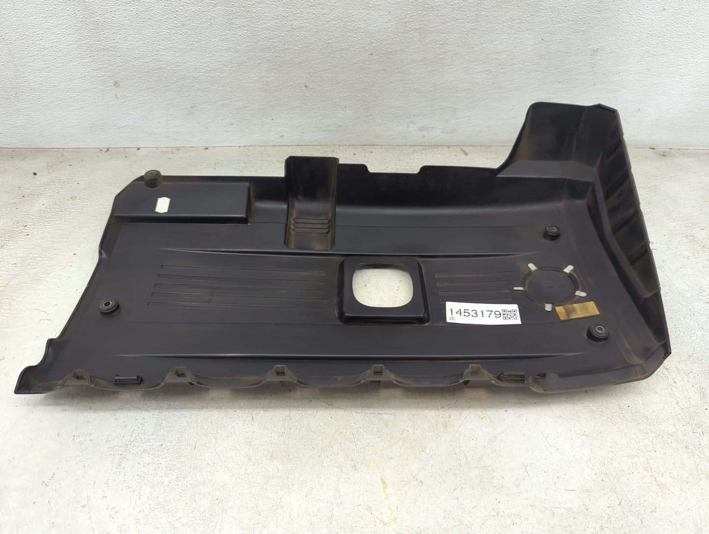 2009 Bmw 328i Engine Cover 1453179 - Oemusedautoparts1.com