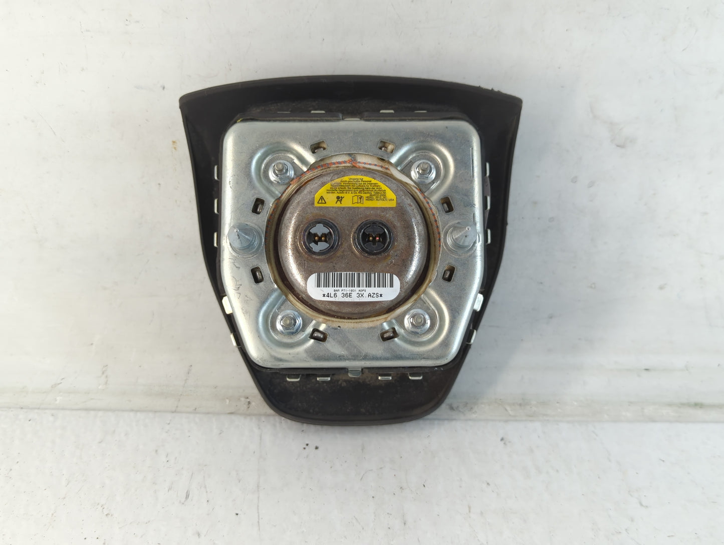 2007-2013 Bmw 328i Air Bag Driver Left Steering Wheel Mounted P/N:BT43-78043B13-AK39M7 Fits OEM Used Auto Parts - Oemusedaut