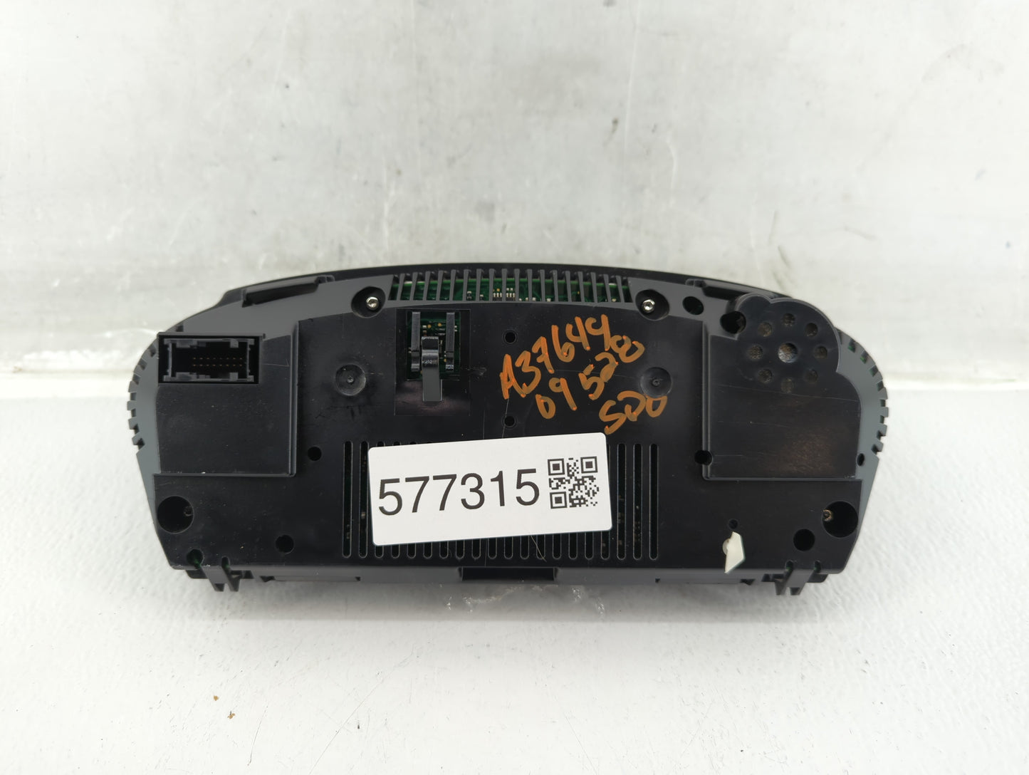 2008-2010 Bmw 528i Instrument Cluster Speedometer Gauges P/N:9 194 887 Fits Fits 2008 2009 2010 OEM Used Auto Parts - Oemuse
