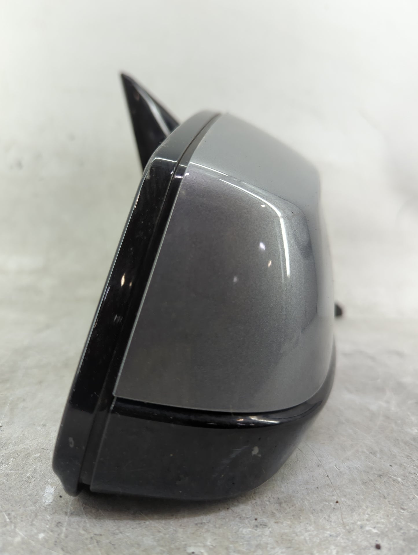 2009-2012 Bmw 750 Passenger Side View Mirror - Right Door Mirror OEM Used - Oemusedautoparts1.com