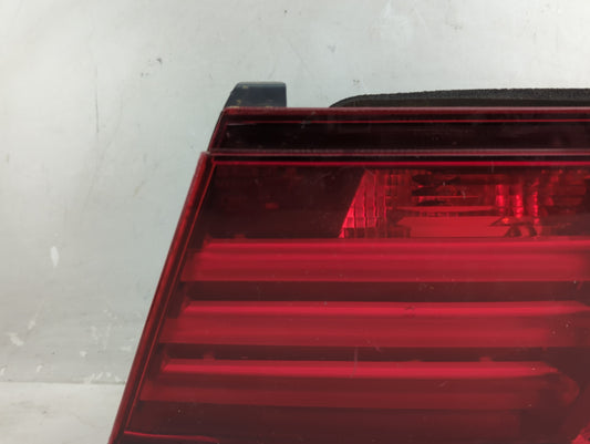 2009 Bmw 7 Series Tail Light Assembly Passenger Right OEM P/N:7300272 Fits OEM Used Auto Parts