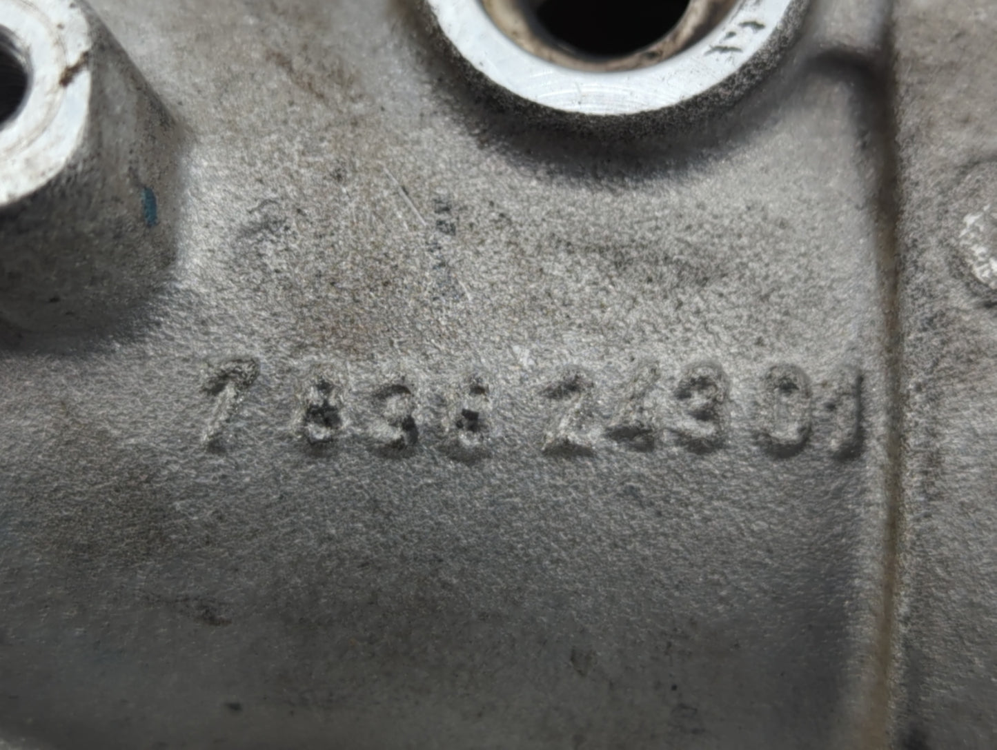 2008-2013 Bmw M3 Throttle Body P/N:7838 243 01 Fits Fits 2008 2009 2010 2011 2012 2013 OEM Used Auto Parts - Oemusedautopart