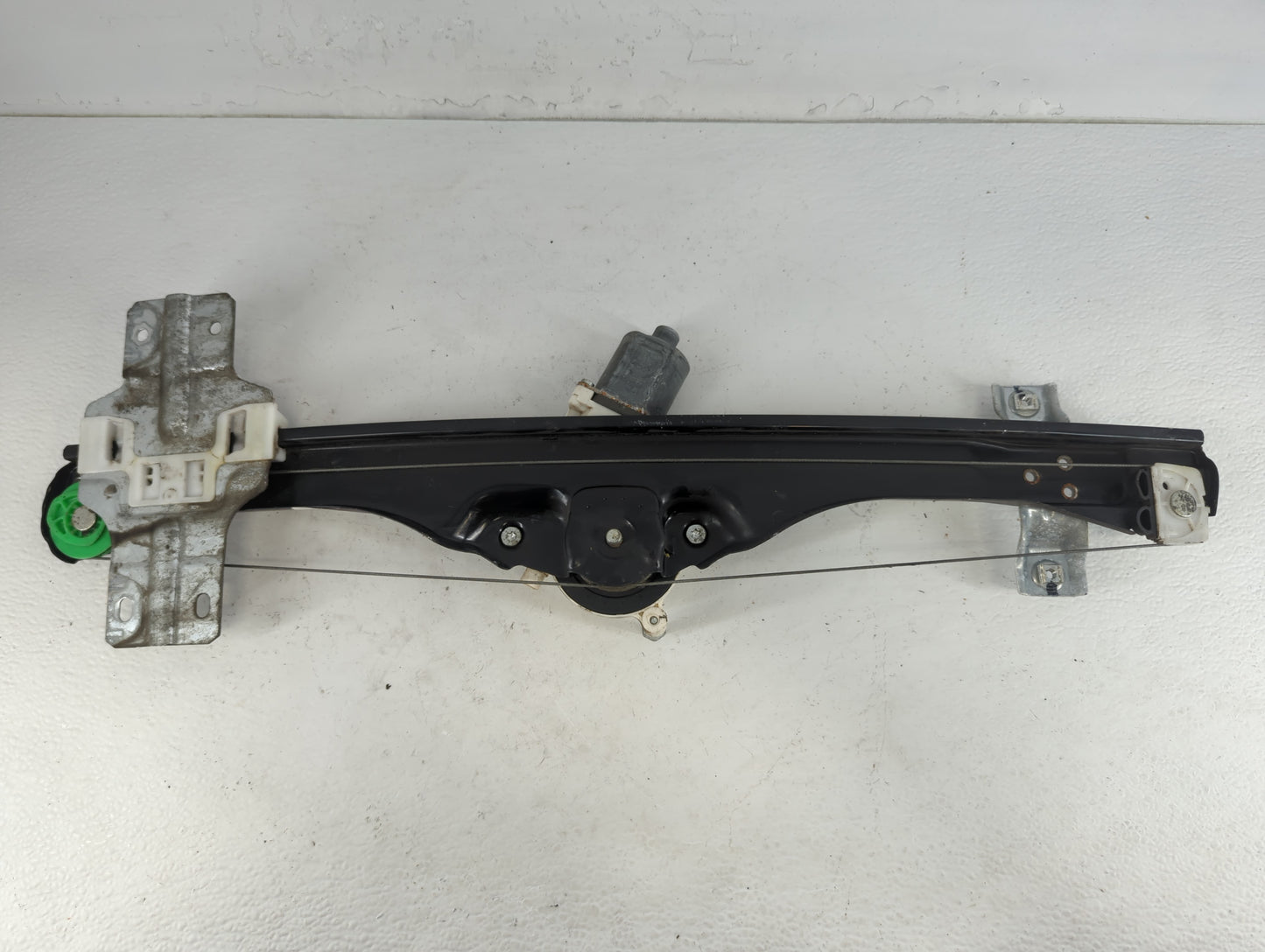 2008-2017 Buick Enclave Driver Left Front Window Regulator 702236 - Oemusedautoparts1.com