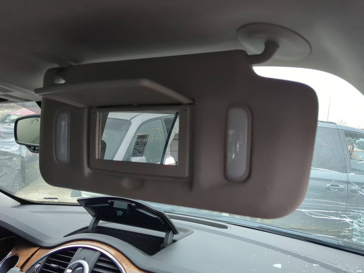 2008-2017 Buick Enclave Sun Visor Shade Replacement Passenger Right Mirror Fits OEM Used Auto Parts - Oemusedautoparts1.com
