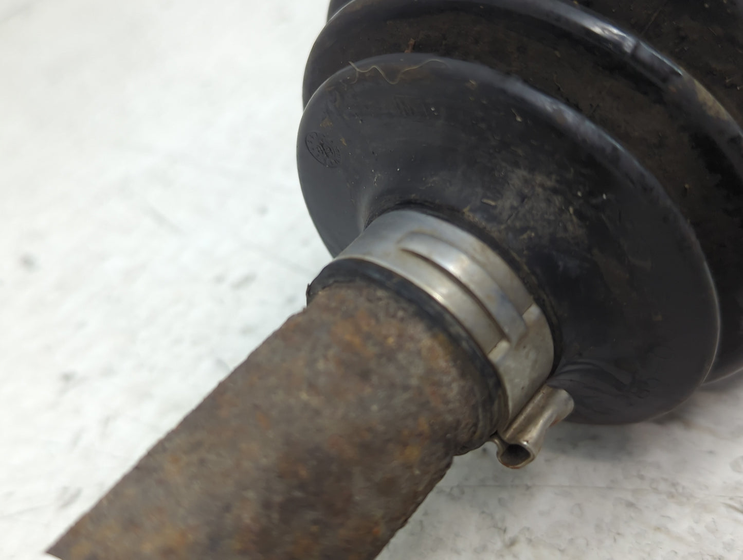 2008-2014 Cadillac Cts Axle Shaft Front Driver Cv C/v - Oemusedautoparts1.com