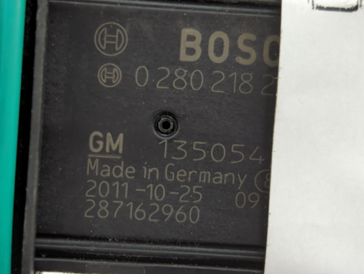 2008-2011 Cadillac Cts Mass Air Flow Meter Maf Sensor 1463566 - Oemusedautoparts1.com