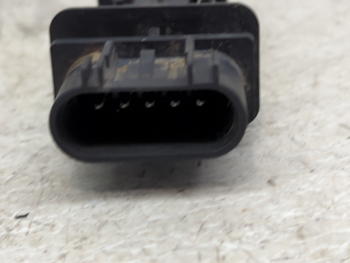 2008-2011 Cadillac Cts Mass Air Flow Meter Maf 1488749 - Oemusedautoparts1.com