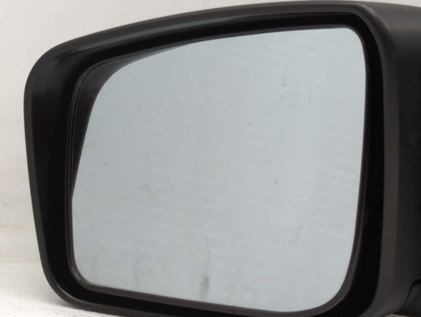 2008-2014 Cadillac Cts Driver Side View Mirror - Left Door Mirror OEM Used - Oemusedautoparts1.com