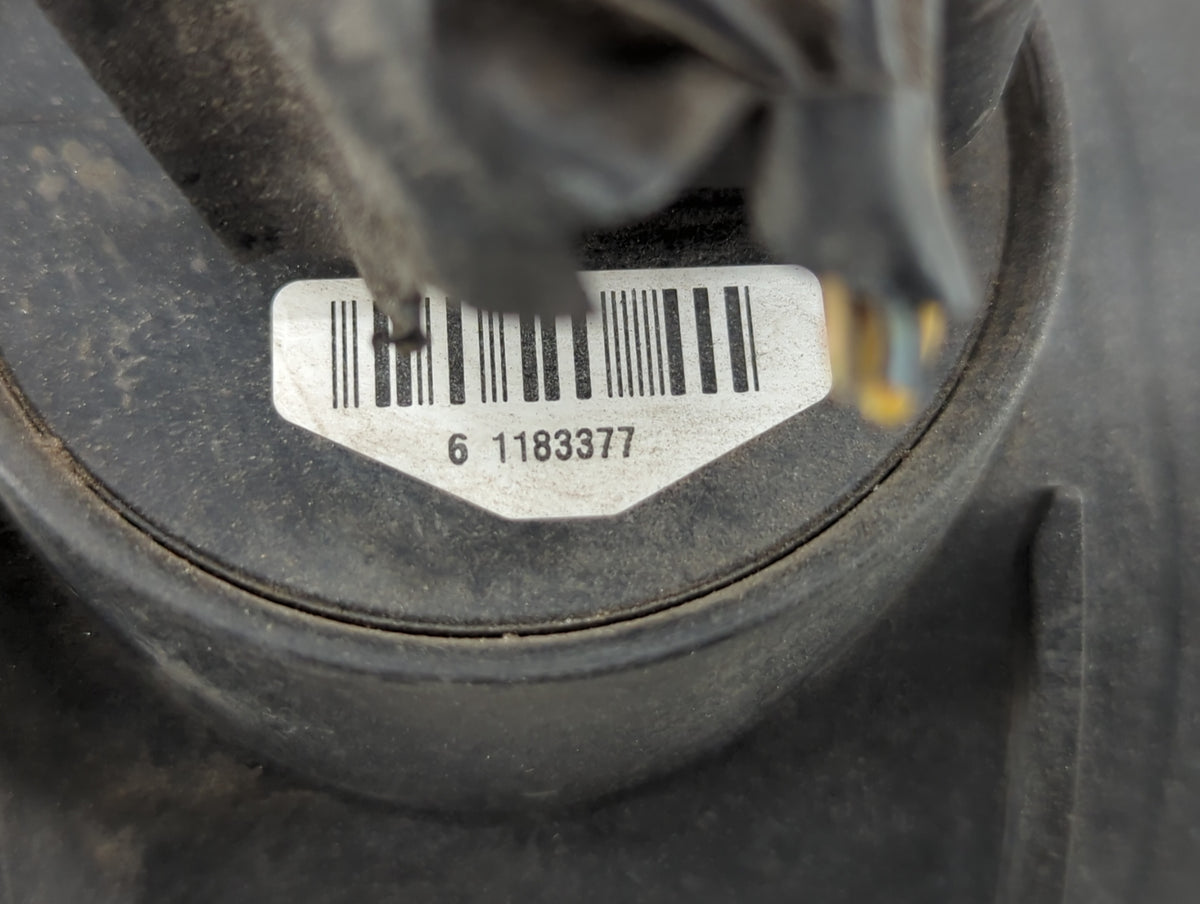 2006-2011 Cadillac Dts Mass Air Flow Meter Maf Sensor 404570 - Oemusedautoparts1.com