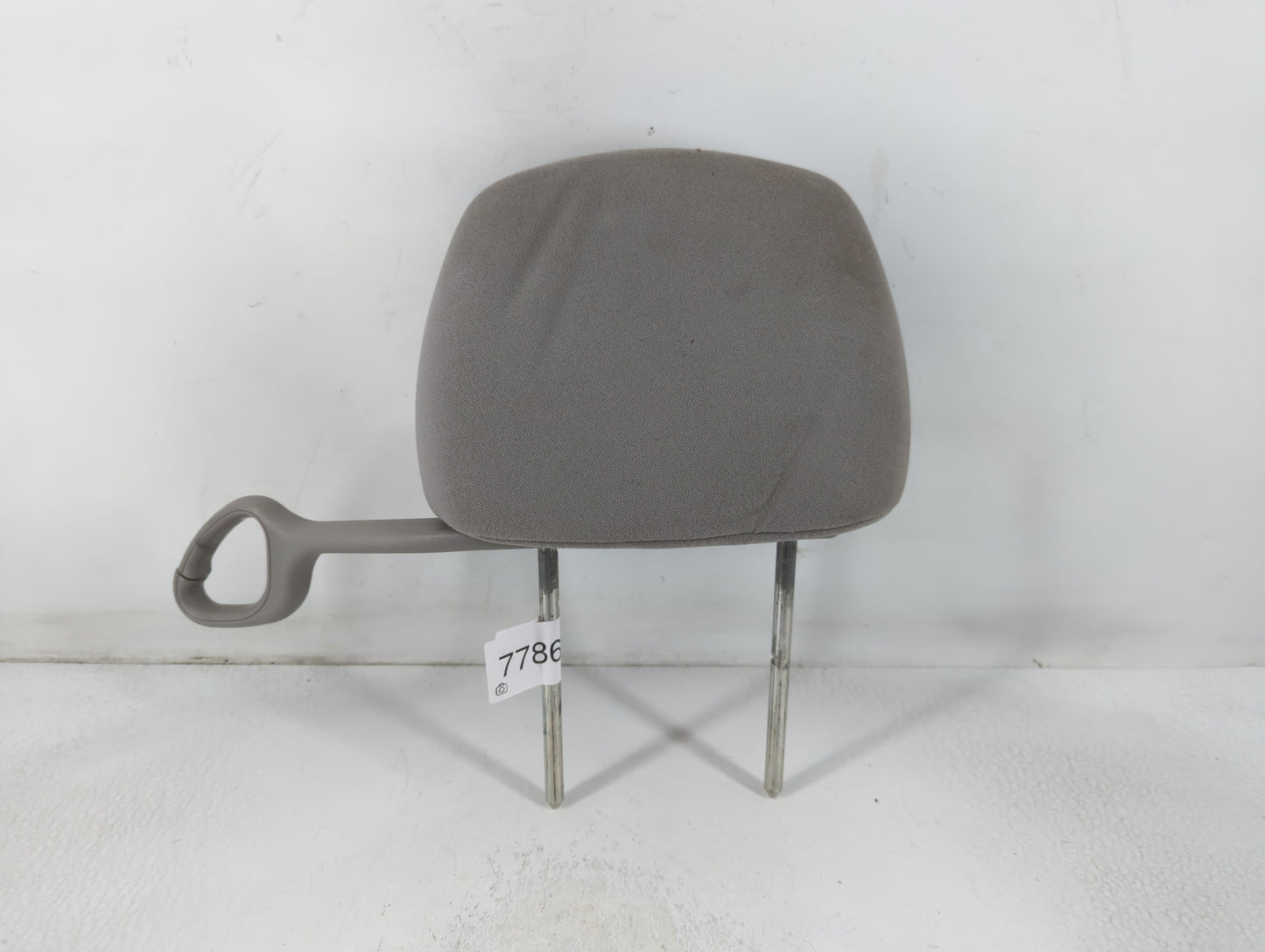 2006-2009 Chevrolet Cobalt Headrest Head Rest Front Driver Passenger Seat Fits Fits 2006 2007 2008 2009 OEM Used Auto Parts