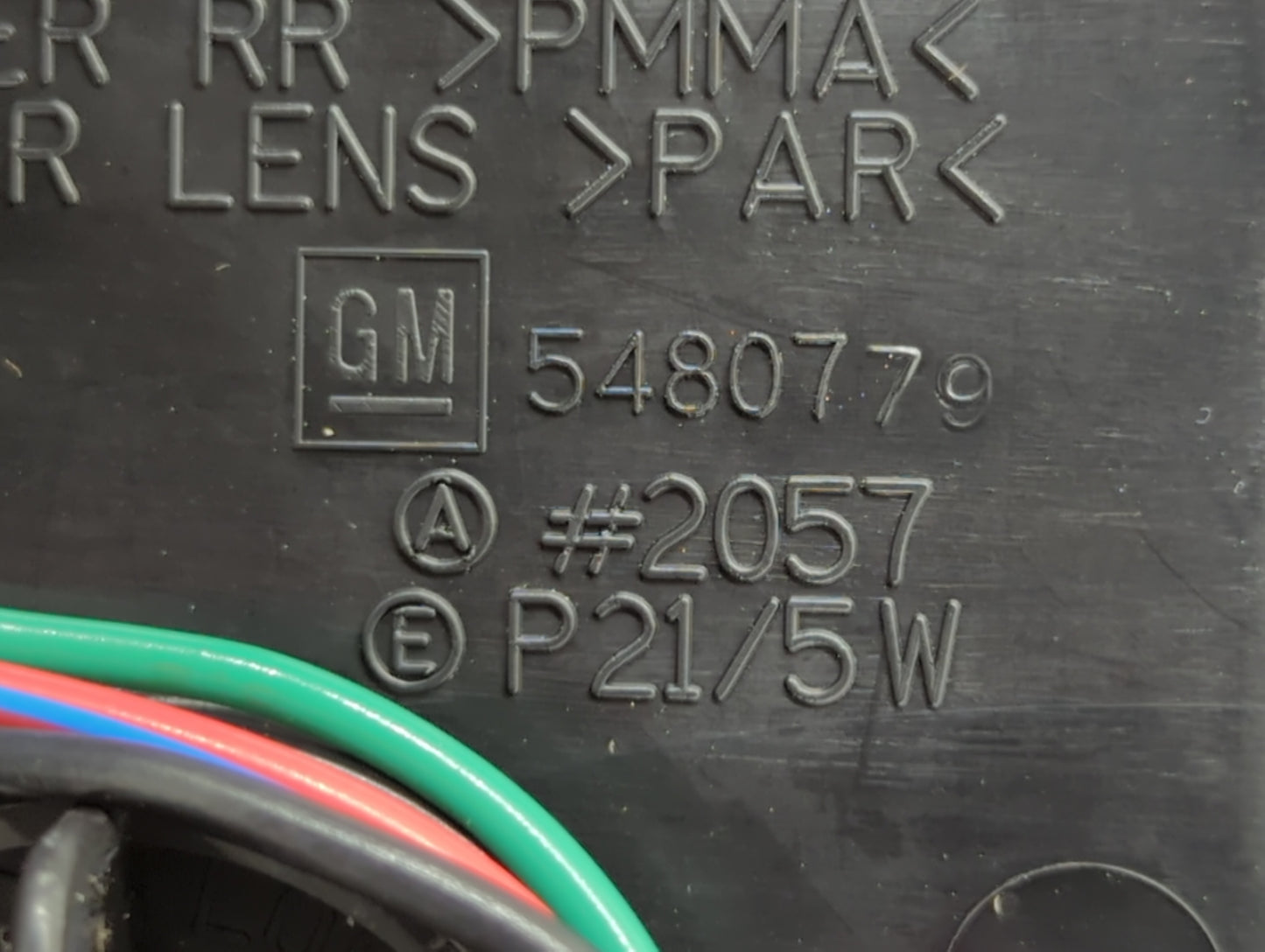 2005-2009 Chevrolet Equinox Tail Light Assembly Passenger Right OEM P/N:5480779 Fits Fits 2005 2006 2007 2008 2009 OEM Used