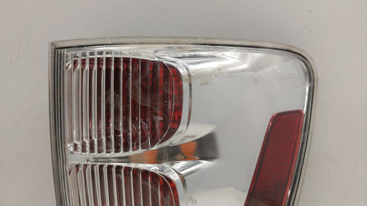 2009 Chevrolet Equinox Tail Light Assembly Passenger Right OEM P/N:548077 30796268, GM384-B000R Fits Fits 2005 2006 2007 2008 OEM Used Auto Parts