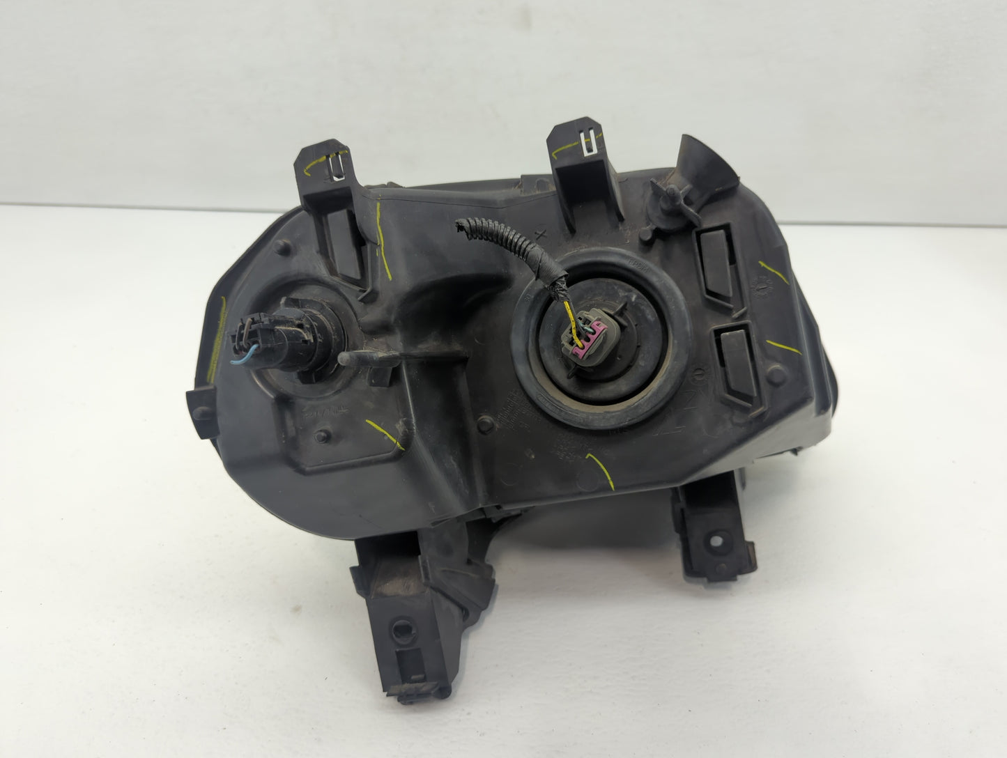 2006-2011 Chevrolet Hhr Driver Left Oem Head Light Headlight Lamp - Oemusedautoparts1.com