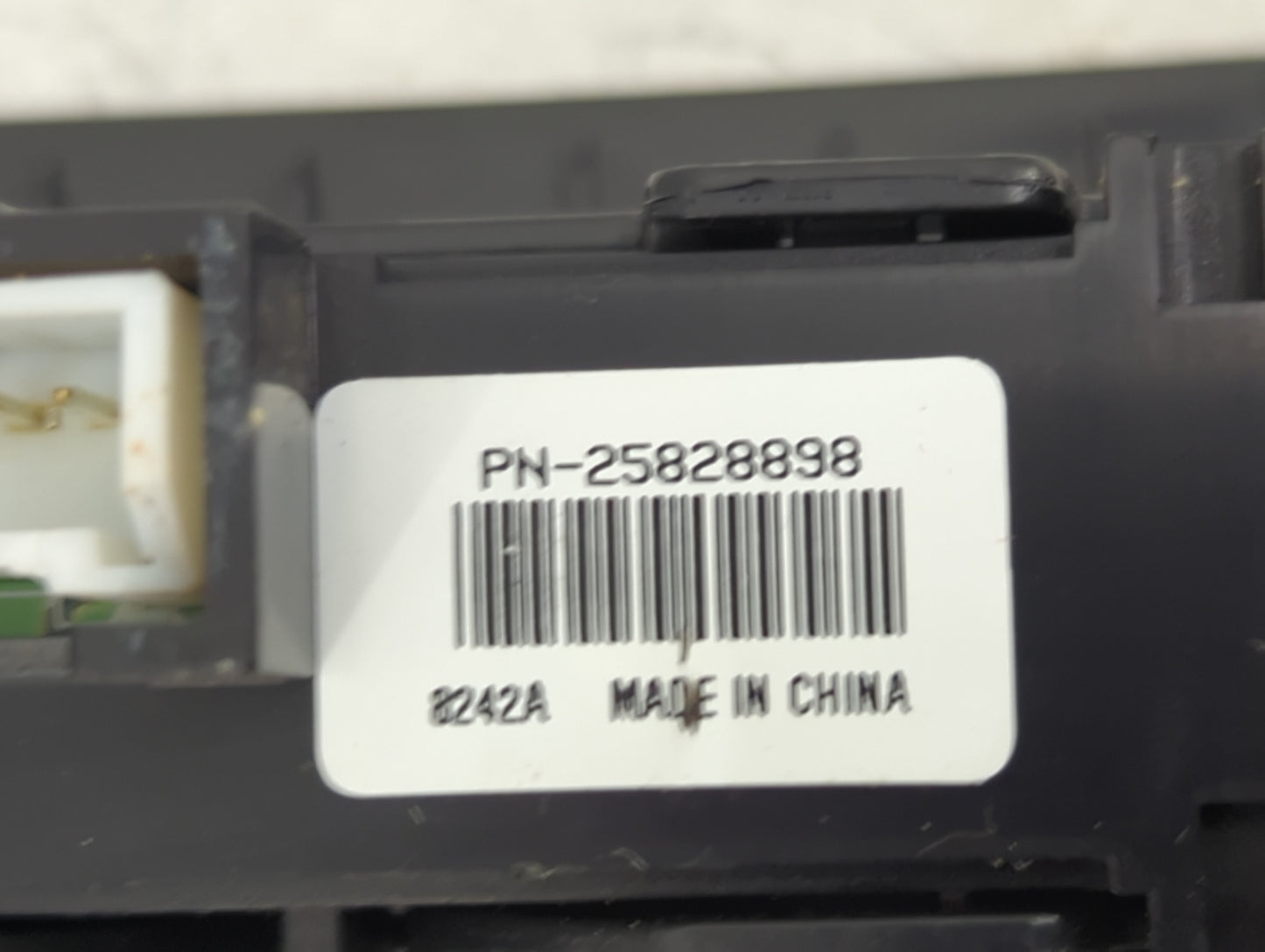 2009 Chevrolet Impala Information Radio Display Screen Bezel Vents - Oemusedautoparts1.com