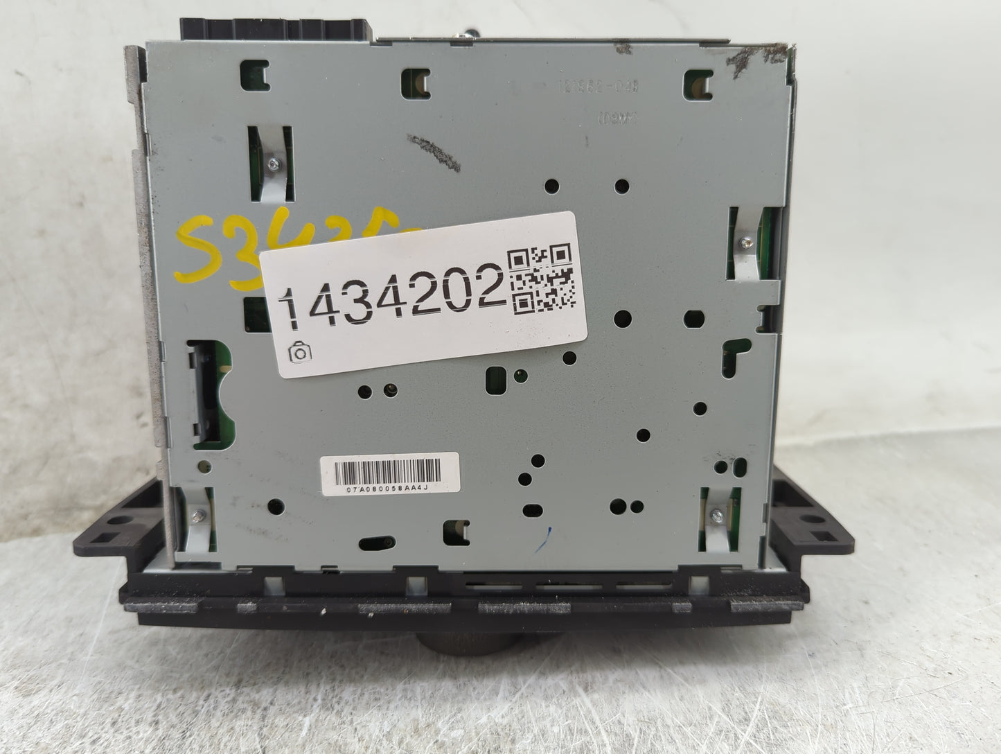 2009 Chevrolet Impala Radio AM FM Cd Player Receiver Replacement P/N:20756284 123000-1960B101, 121862-0510A70 Fits OEM Used