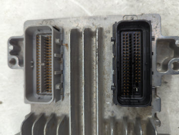 2009 Chevrolet Impala PCM Engine Control Computer ECU ECM PCU OEM P/N:12629009 Fits Fits 2010 OEM Used Auto Parts