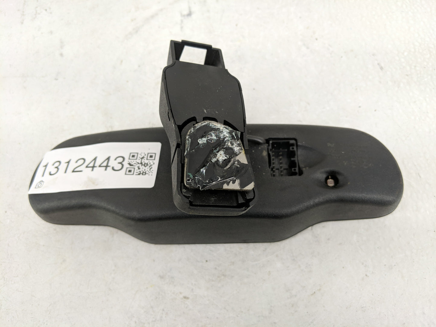 2006-2012 Chevrolet Malibu Interior Rear View Mirror Replacement OEM P/N:21998154 Fits OEM Used Auto Parts - Oemusedautopart