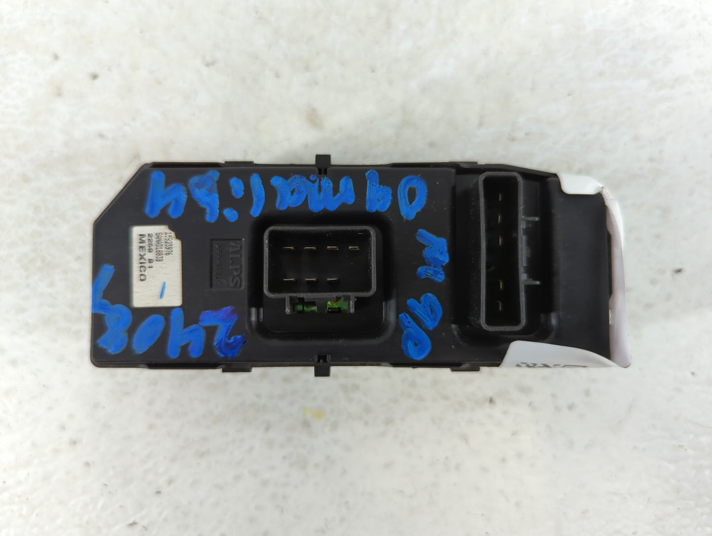 2008-2009 Chevrolet Malibu Master Power Window Switch Replacement Driver Side Left P/N:15823976 Fits Fits 2008 2009 OEM Used