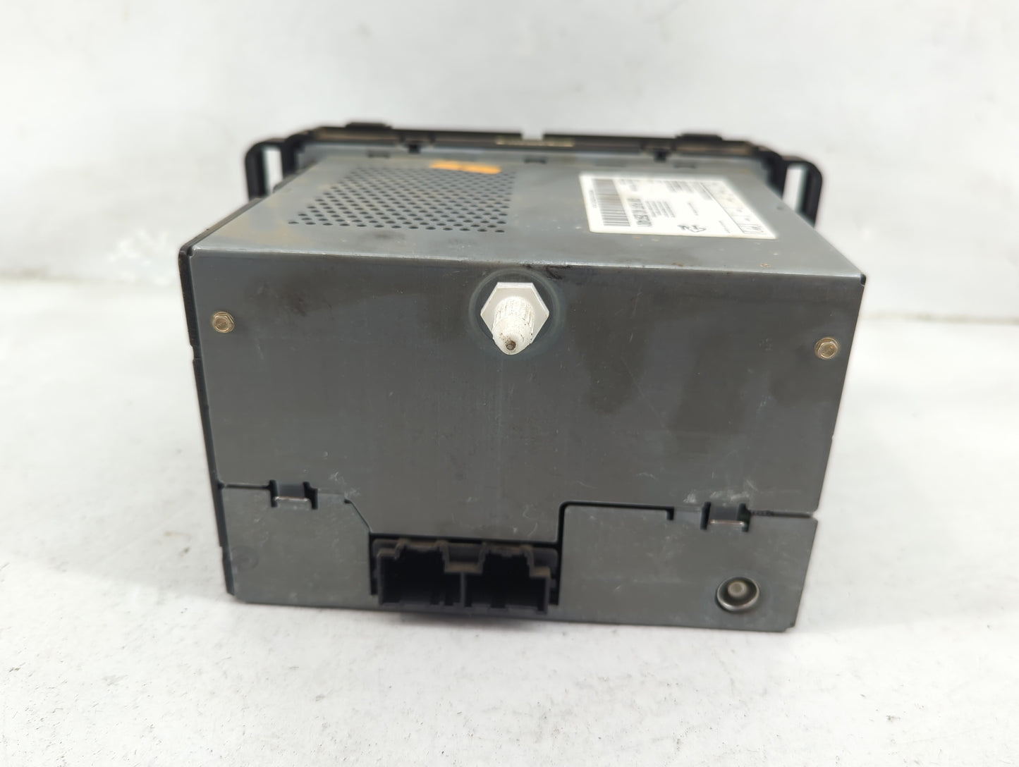 2007-2013 Chevrolet Silverado 1500 Radio AM FM Cd Player Receiver Replacement P/N:28150521 25974801 Fits OEM Used Auto Parts