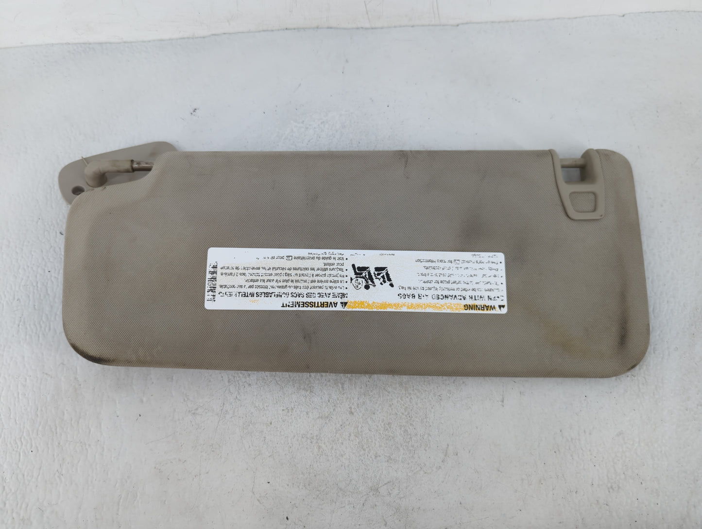 2007-2013 Chevrolet Silverado 1500 Sun Visor Shade Replacement Passenger Right Mirror Fits OEM Used Auto Parts - Oemusedauto