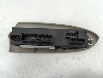 2006-2009 Chevrolet Trailblazer Master Power Window Switch Replacement Driver Side Left P/N:15845012 Fits Fits 2006 2007 2008 2009 OEM Used Auto Parts