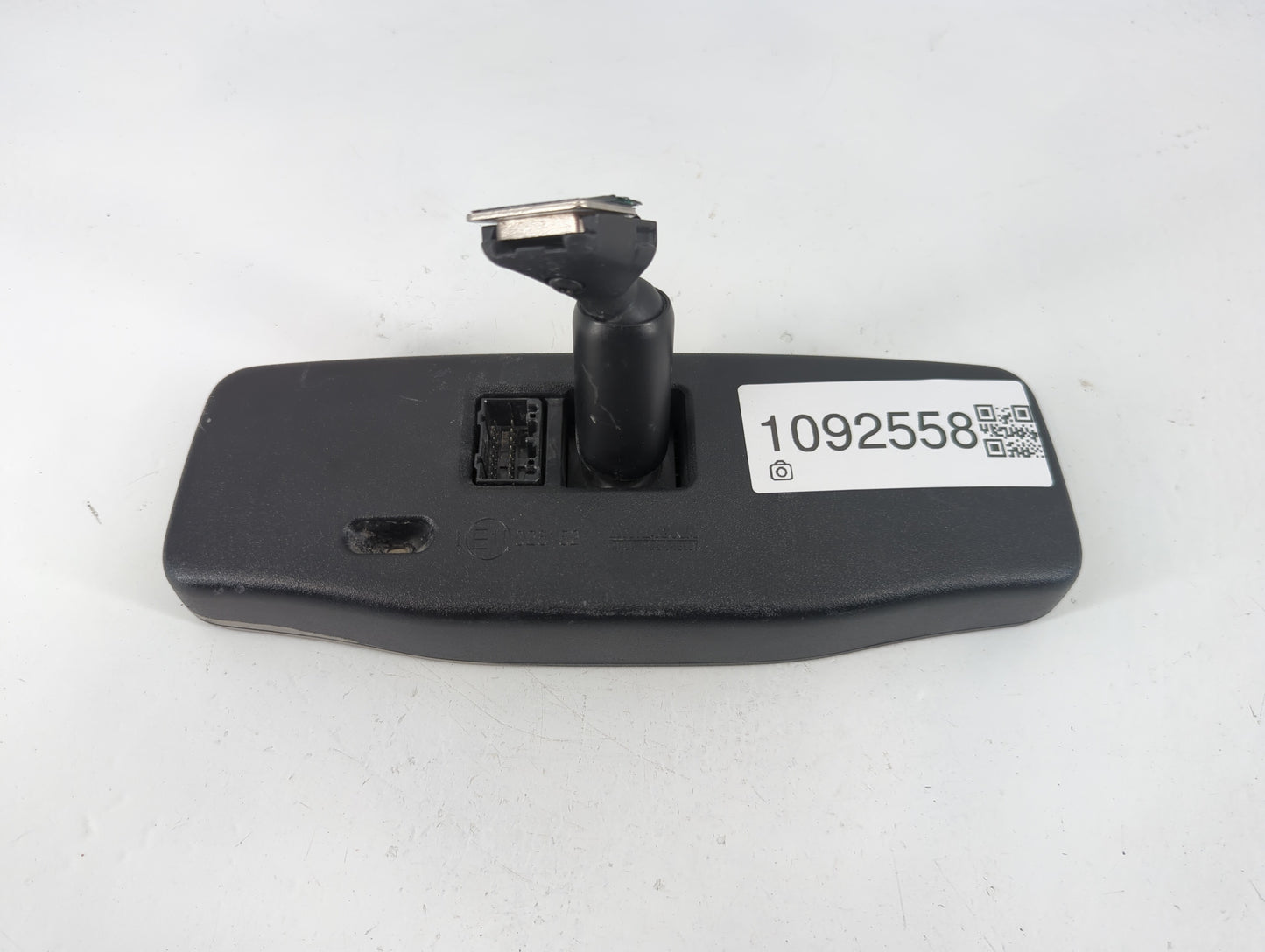 2017 Chevrolet Traverse Interior Rear View Mirror Replacement OEM P/N:E11026152 Fits OEM Used Auto Parts - Oemusedautoparts1