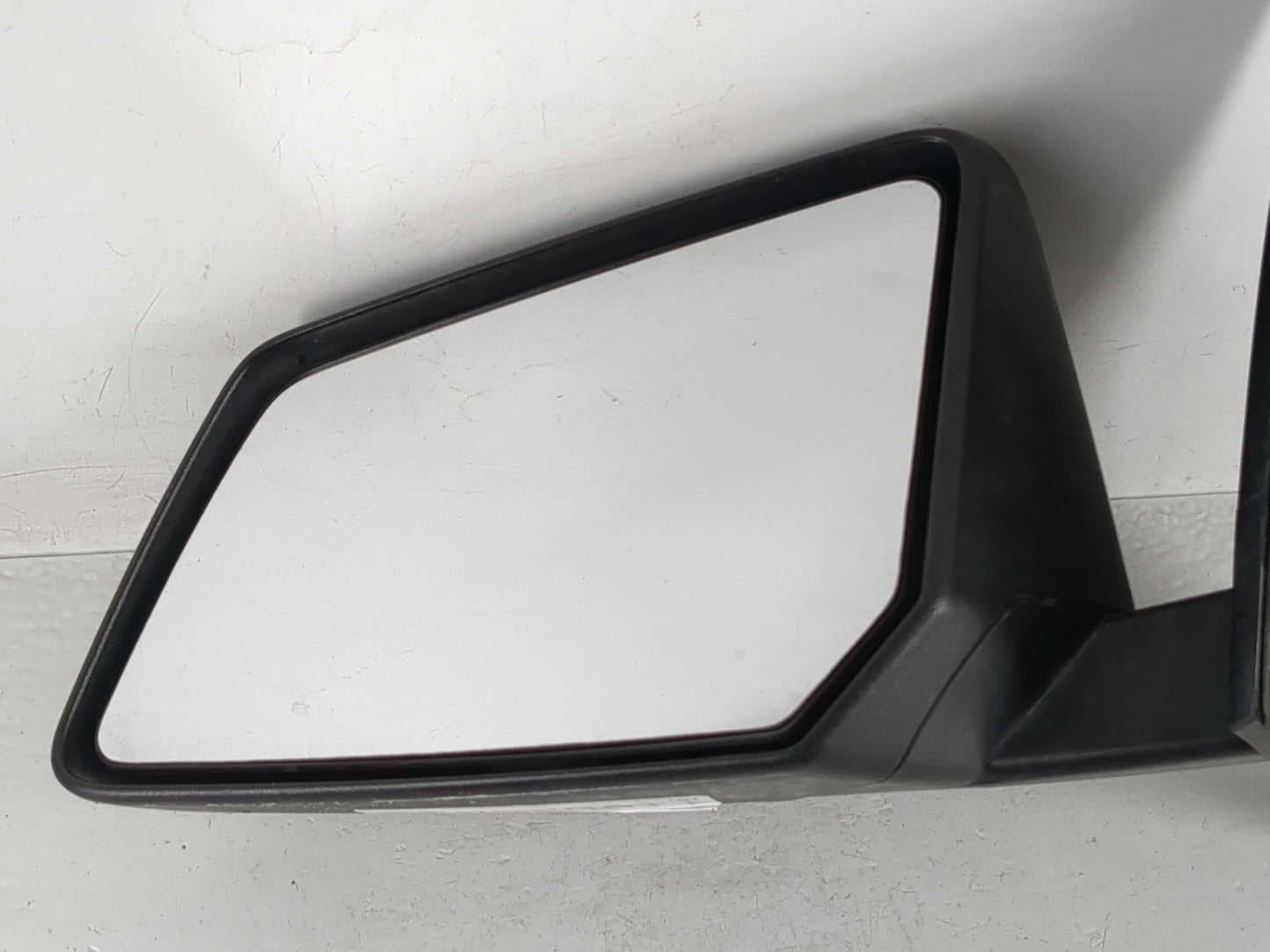 2015-2017 Chevrolet Traverse Driver Side View Mirror - Left Door Mirror OEM Used - Oemusedautoparts1.com