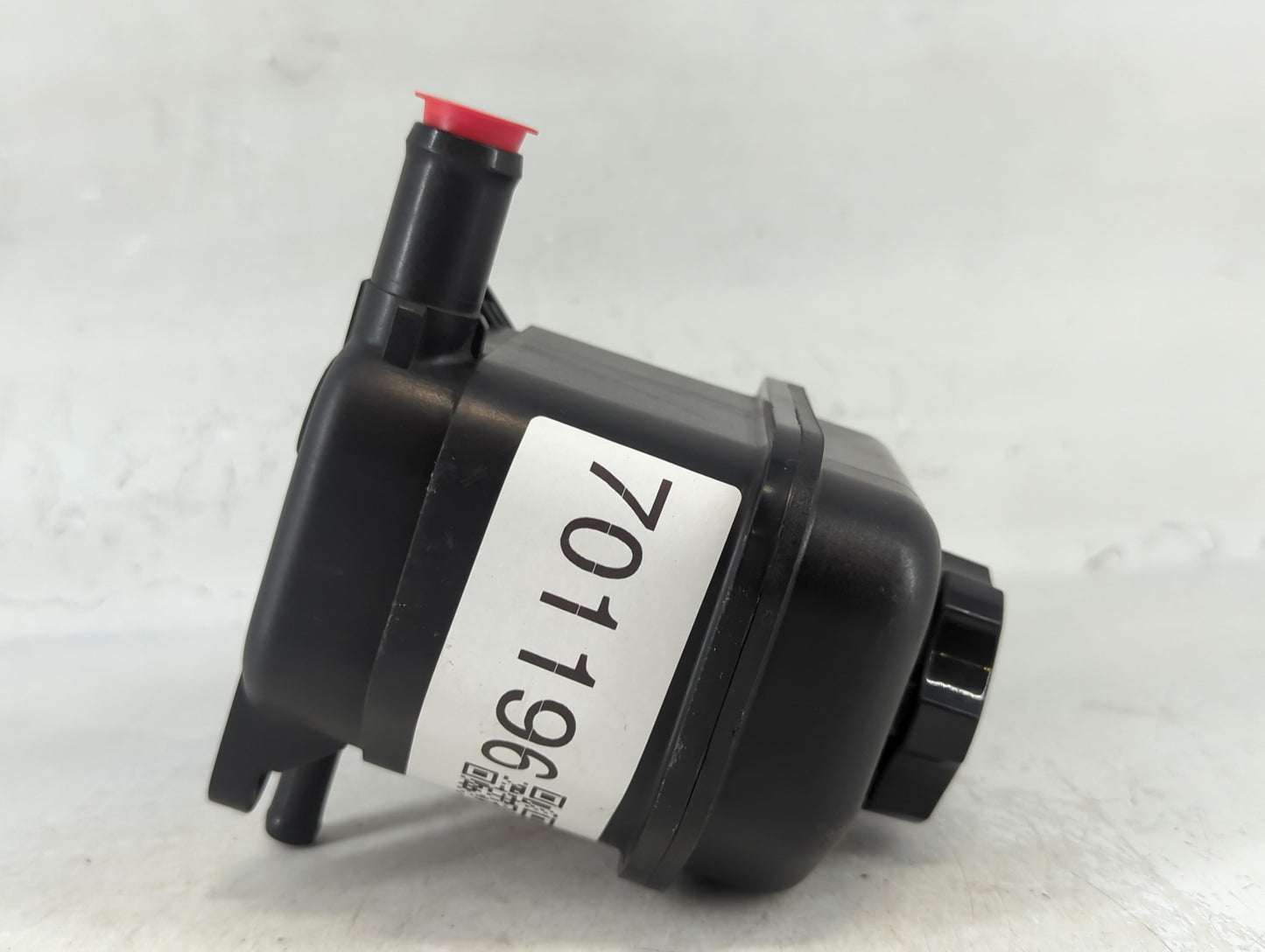 2009 Chevrolet Traverse Power Steering Reservoir - Oemusedautoparts1.com