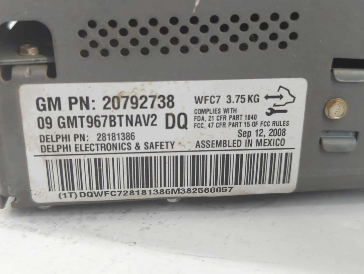 Chevrolet Traverse Am Fm Cd Player Radio Receiver - Oemusedautoparts1.com