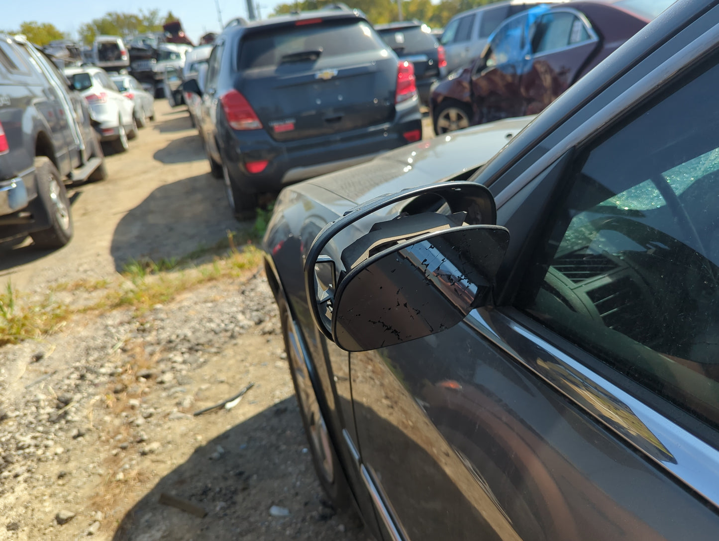 2006-2010 Chrysler 300 Driver Side View Mirror - Left Door Mirror OEM Used - Oemusedautoparts1.com