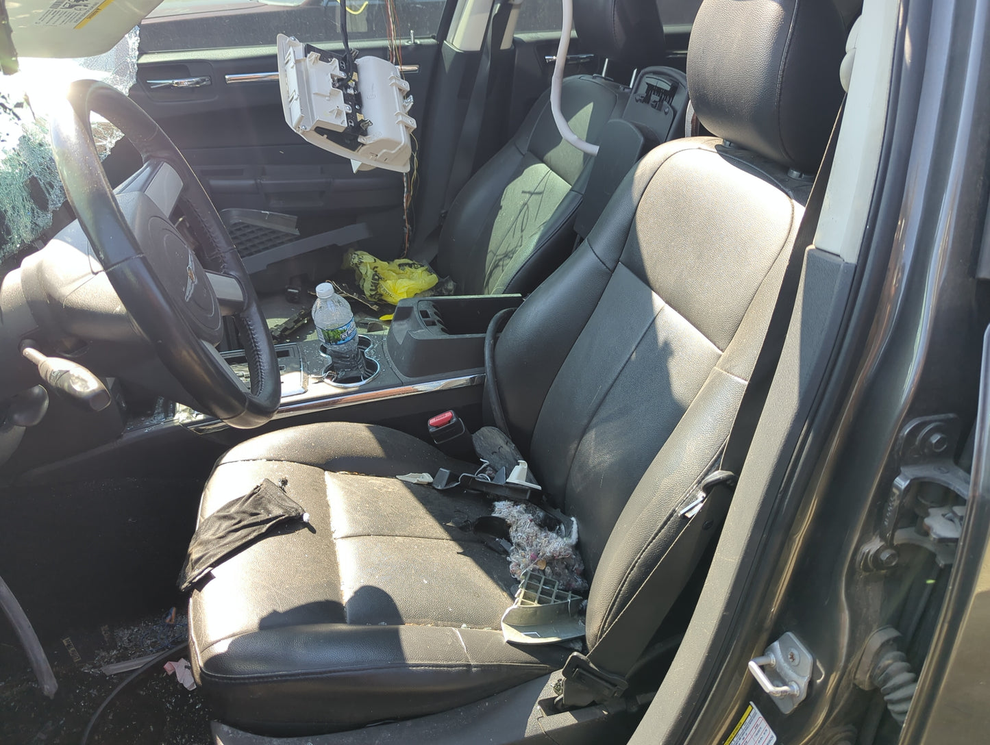 2008-2010 Chrysler 300 Driver Front Seat Oem - Oemusedautoparts1.com