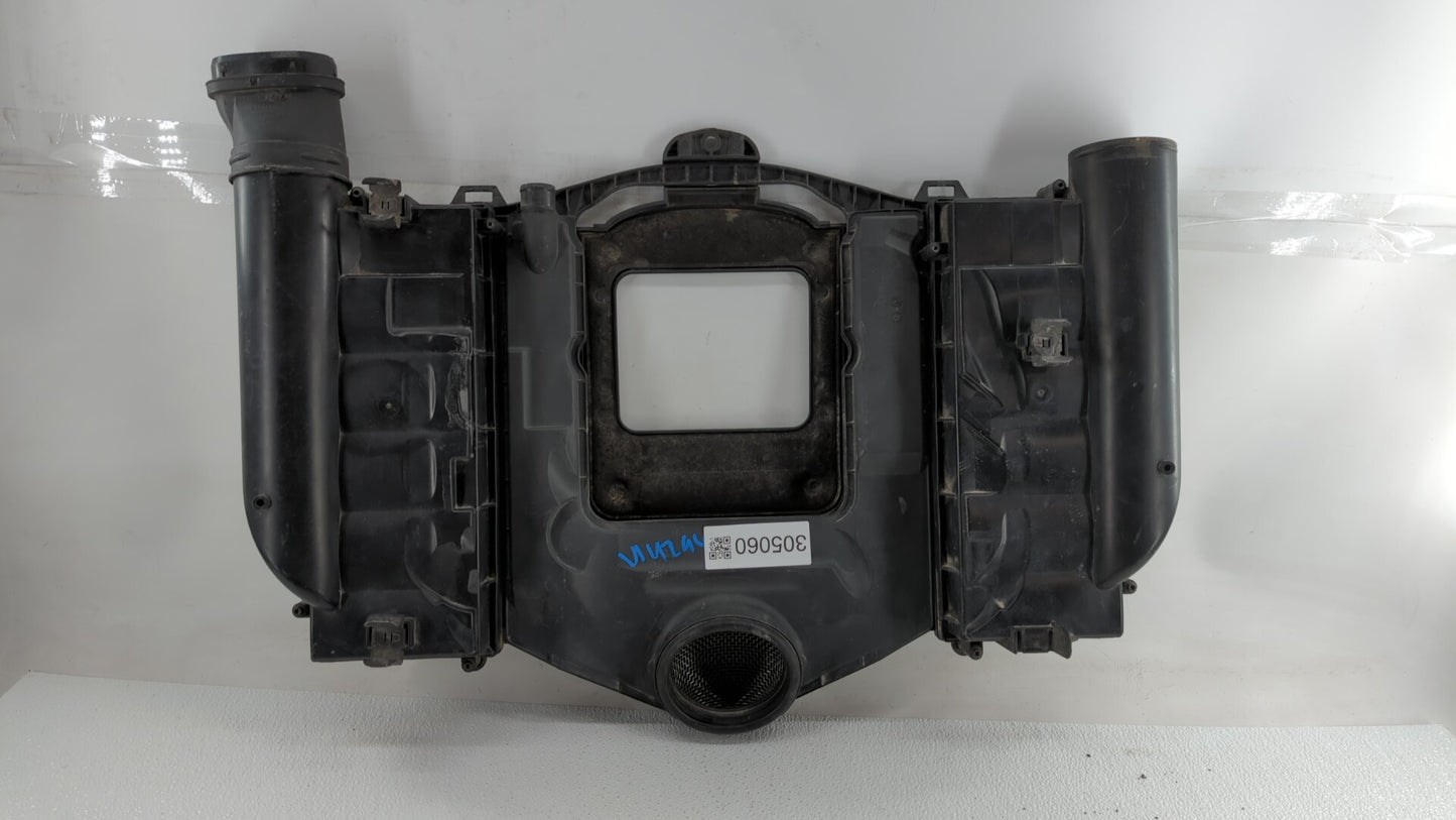 2009 Chrysler E Class Engine Cover - Oemusedautoparts1.com