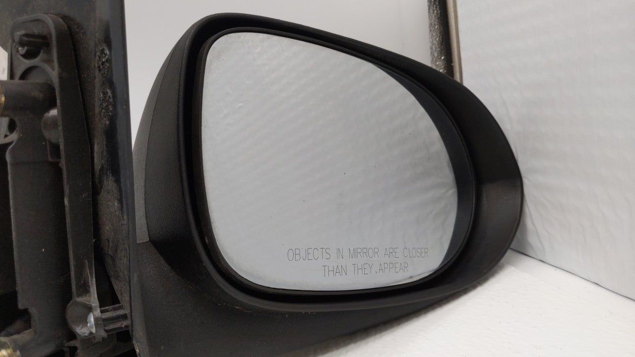 2009 Dodge Caliber Passenger Side View Mirror - Right Door Mirror OEM Used - Oemusedautoparts1.com